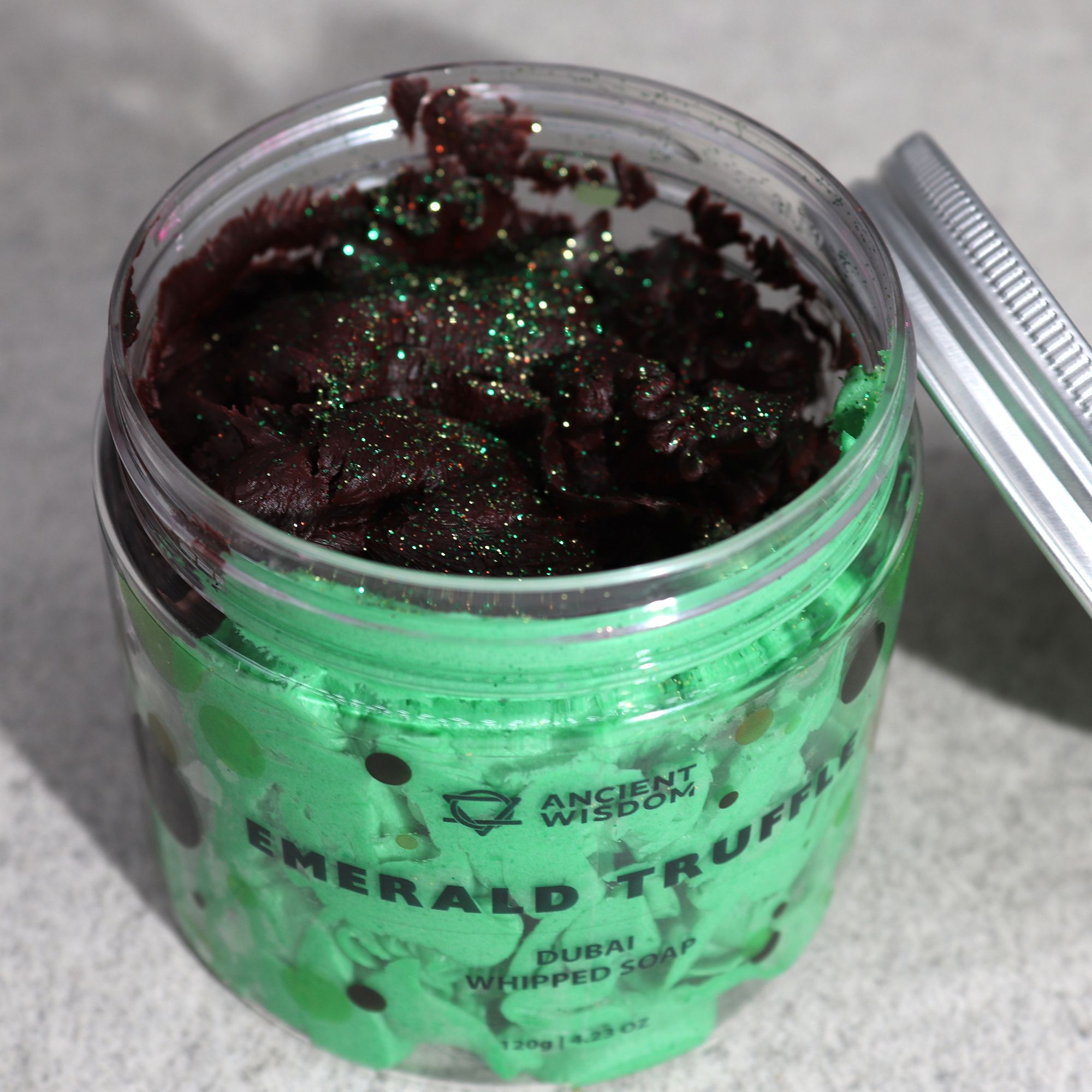 Dubai Whipped Cream Soap - Emerald Truffle 120g – Bild 3